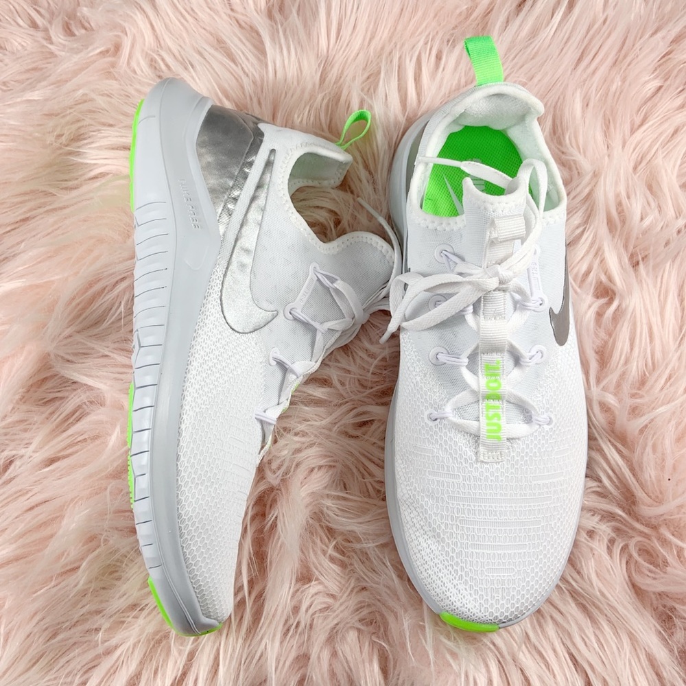 New Nike Women’s TR8 Training Shoes - Picture 3 of 5